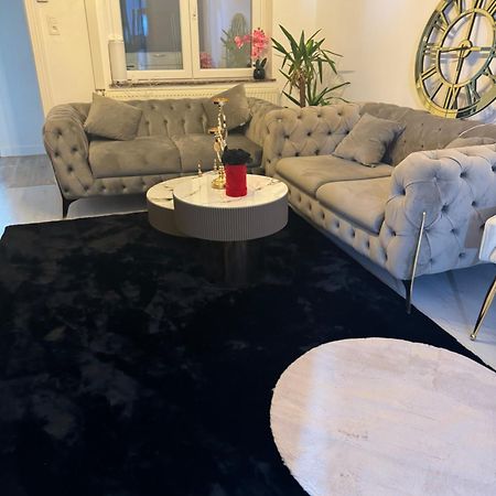Appartement 2 Chambre Luxueuse A Jette บรัสเซลส์ ภายนอก รูปภาพ
