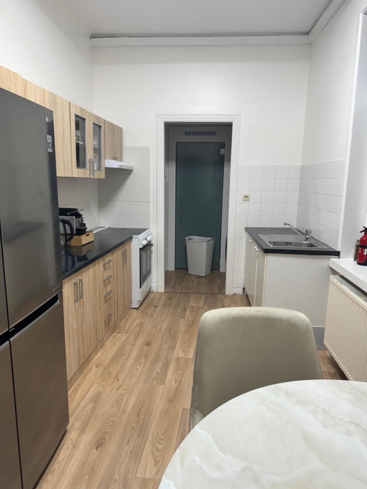 Appartement 2 Chambre Luxueuse A Jette บรัสเซลส์ ภายนอก รูปภาพ